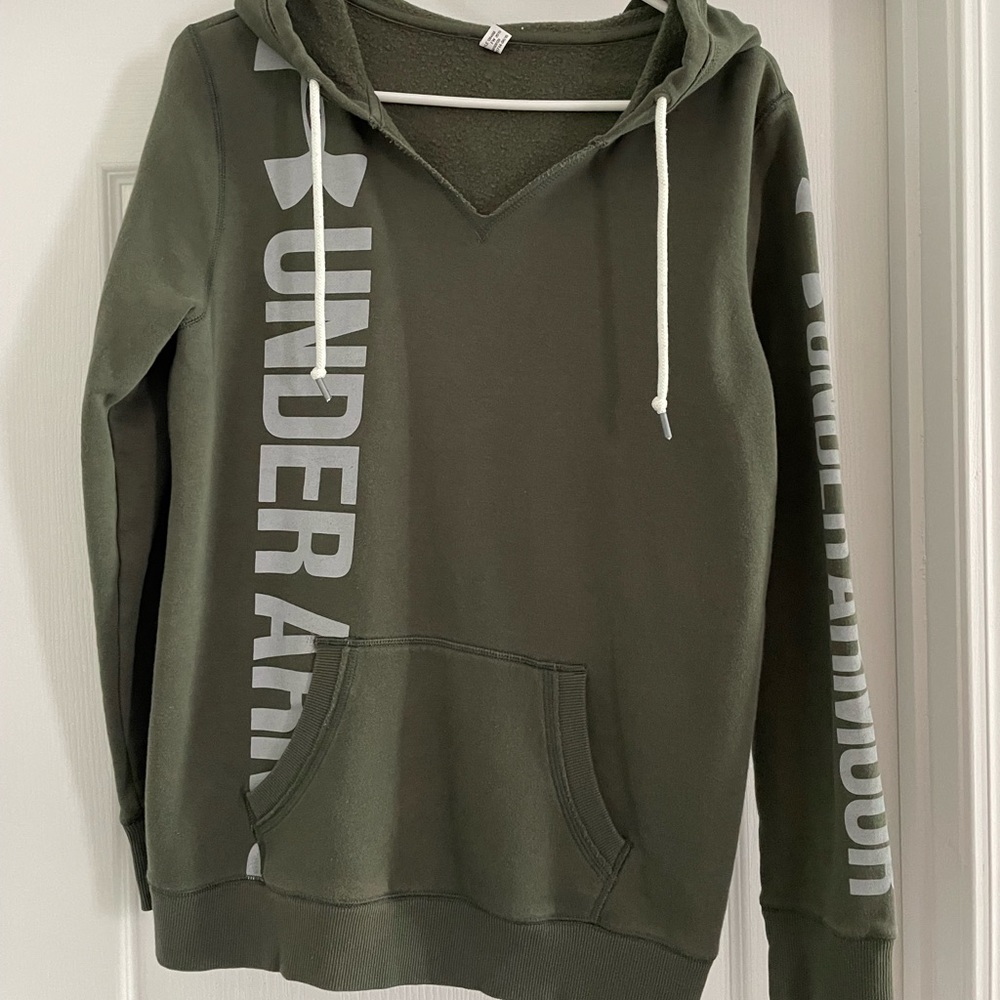 Under Armour pullover hoodie